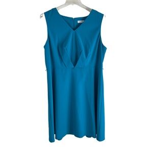 Calvin Klein Elegant Teal Sleeveless Dress